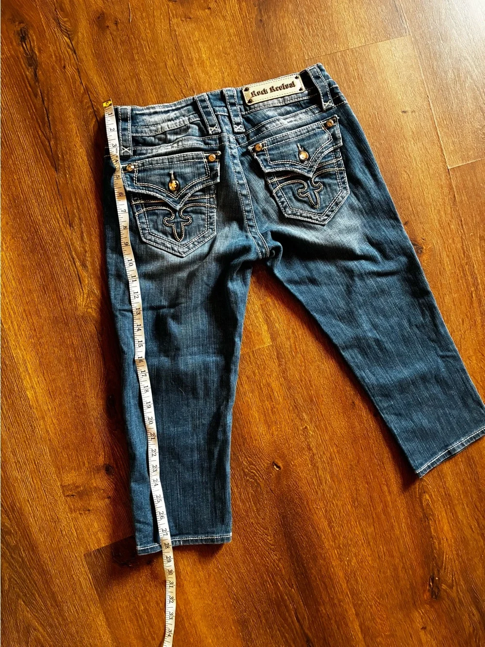 Rock Revival Women's Medium Blue Cropped Capri Jeans Y2K Fashion 28 - Picture 14 of 16